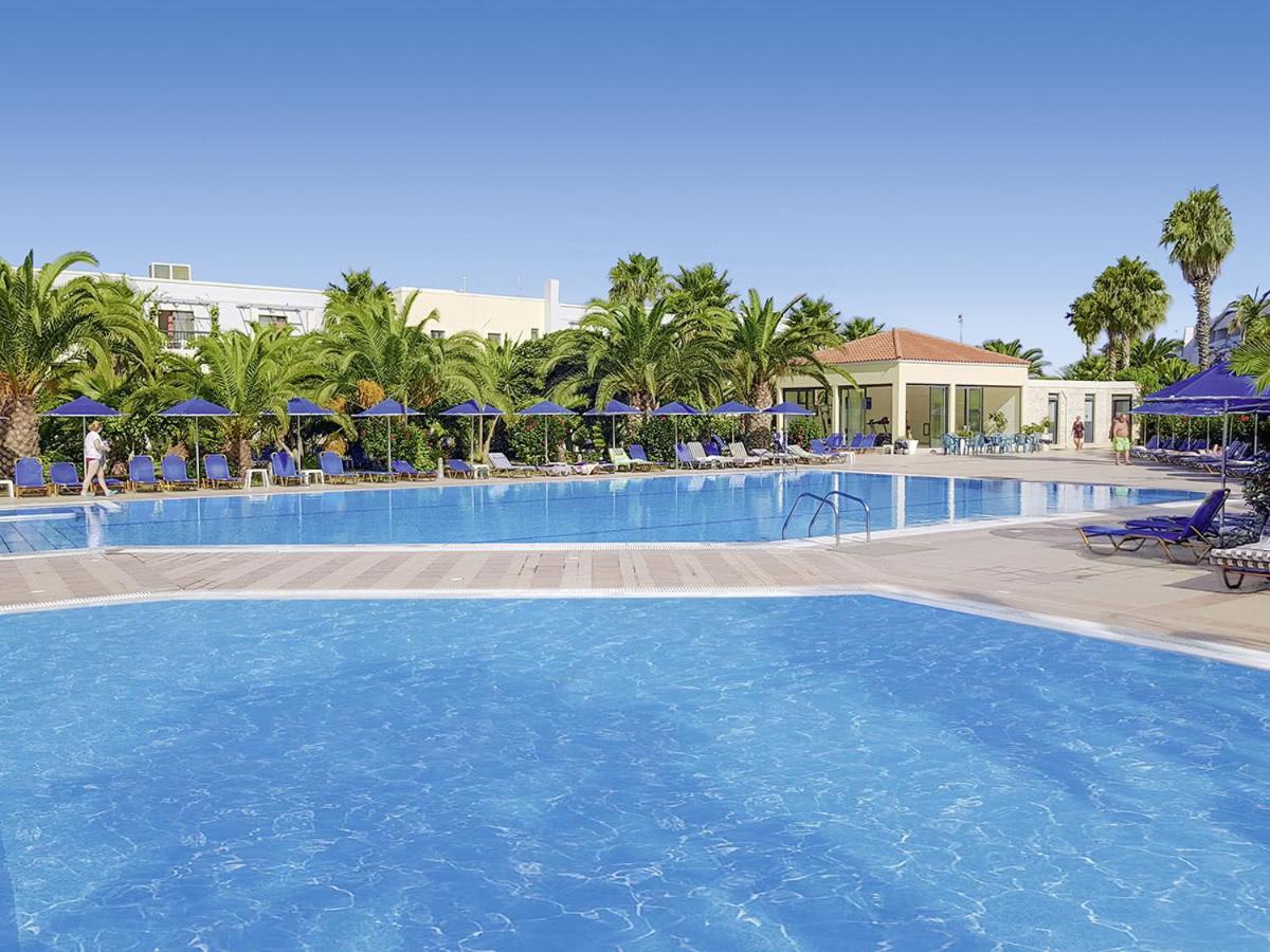 Tigaki Beach Hotel ภายนอก รูปภาพ